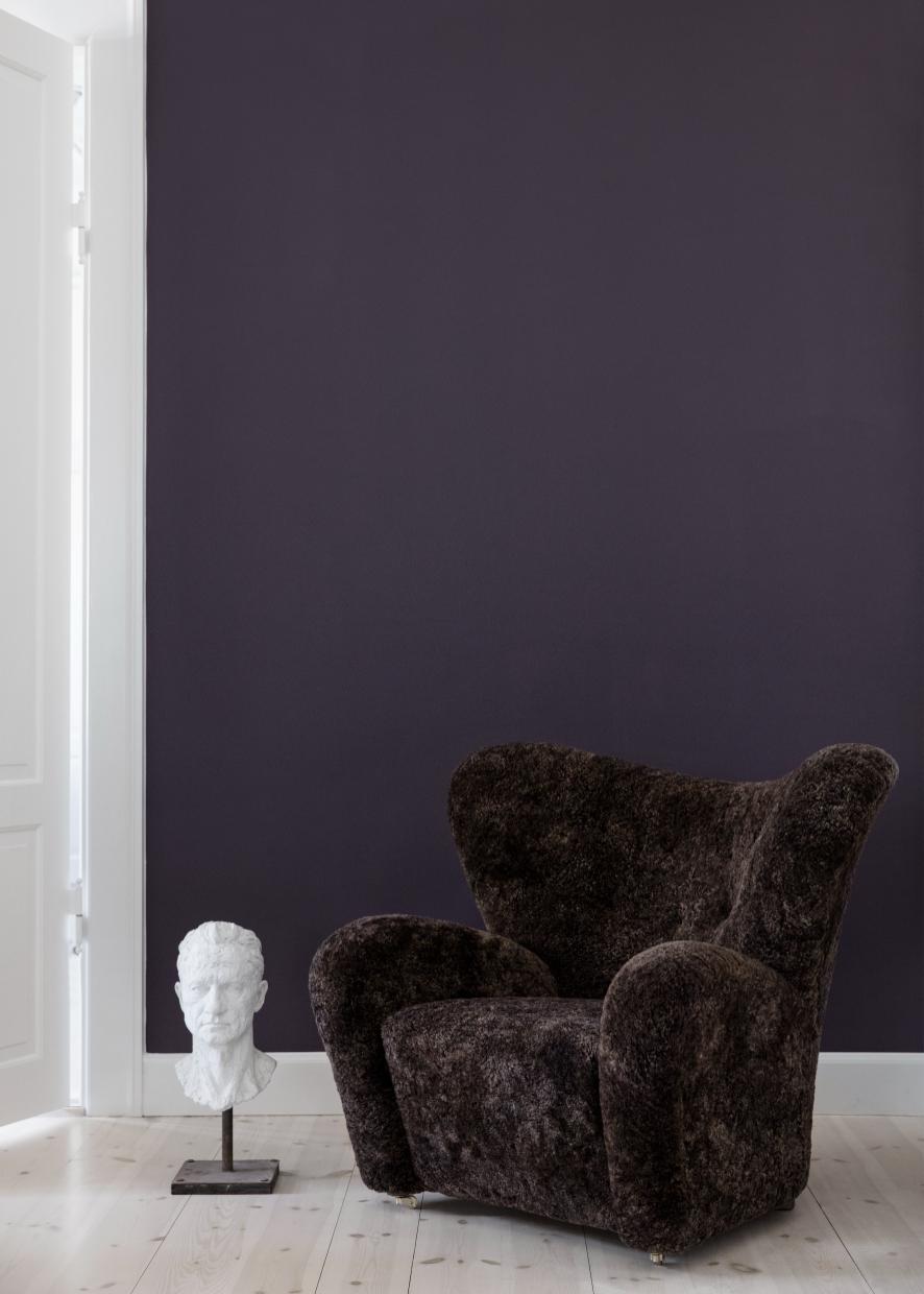 https://a.1stdibscdn.com/set-of-2-espresso-sheepskin-the-tired-man-lounge-chair-by-lassen-for-sale-picture-5/f_12192/f_329316221677160589735/byLassen_The_Tired_Man_4_300_master.jpg