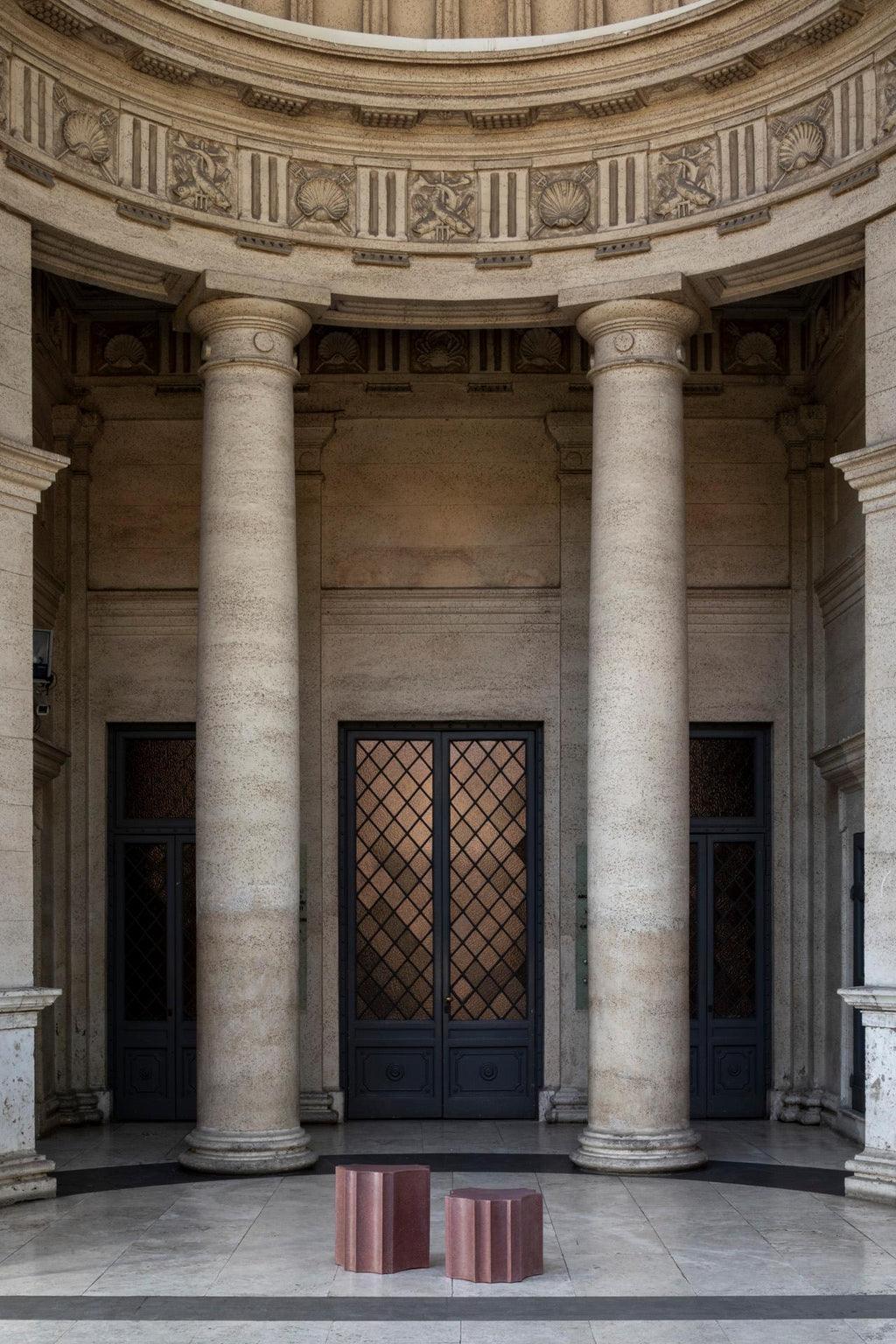 https://a.1stdibscdn.com/core-capsule-collection-in-concrete-core-side-table-for-sale-picture-4/f_38941/f_470693721760620122350/cOre_capsule_collection_design_Sebastian_Bergne_x_Formaandcemento_ph_Serena_Eller_2__master.jpg