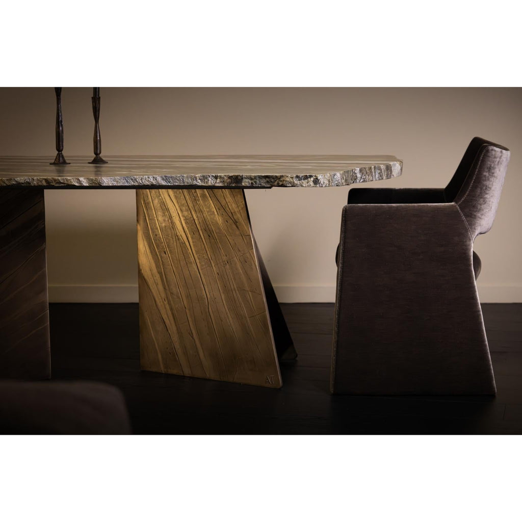 https://a.1stdibscdn.com/vermont-one-of-a-kind-dining-table-in-marble-brass-by-alex-turco-for-sale-picture-8/f_12192/f_488817321771452988241/c_master.jpg