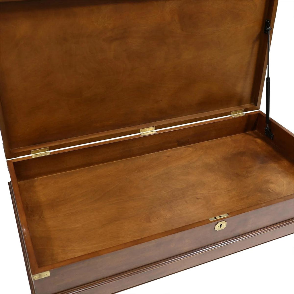 https://a.1stdibscdn.com/large-english-gun-case-coffee-table-for-sale-picture-3/f_8038/f_368250021698450160812/campaign_coffee_table2_master.jpg
