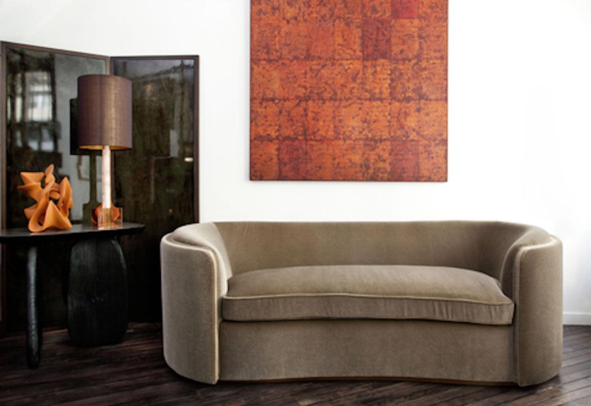 https://a.1stdibscdn.com/les-bains-sofa-tristan-auer-for-sale-picture-3/f_52202/f_253543321631882080547/canape_les_bains_detail_1_master.jpg