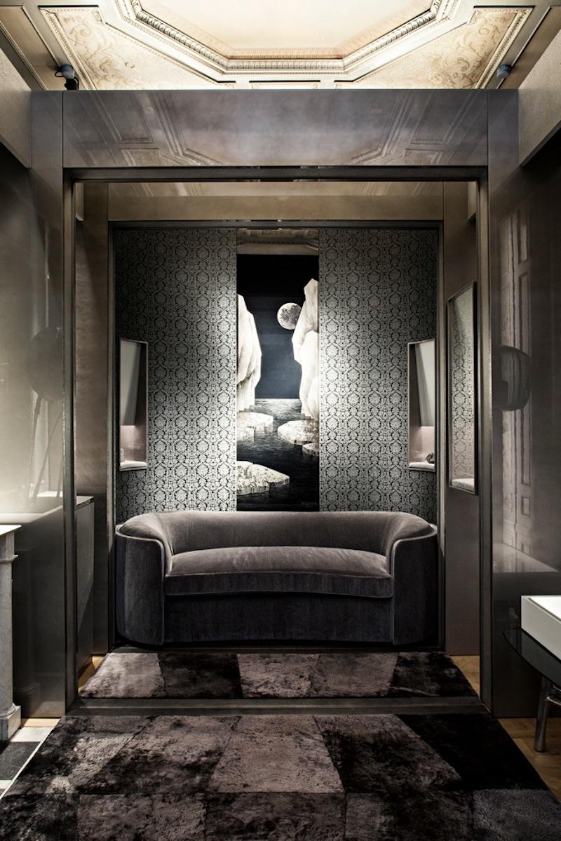 https://a.1stdibscdn.com/les-bains-sofa-tristan-auer-for-sale-picture-5/f_52202/f_253543321631882163382/canape_les_bains_sit_master.jpg