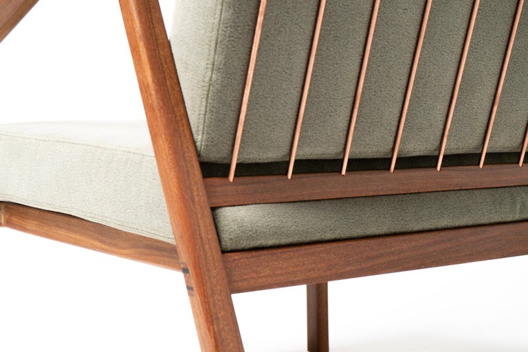 https://a.1stdibscdn.com/canela-armchair-in-brazilian-hardwood-by-knot-artesanal-for-sale-picture-4/f_59202/f_257424221634419577942/canela_cumaru_04_master.jpg?width=768