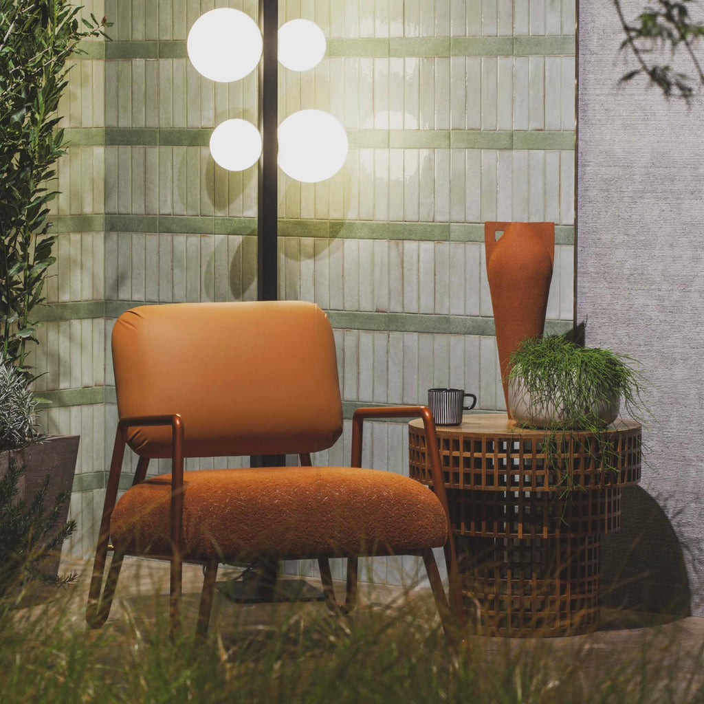 https://a.1stdibscdn.com/milan-new-product-metal-and-brass-orange-and-textured-fabrics-miami-armchair-for-sale-picture-6/f_40973/f_289497121737027841959/captura_de_ecra_2022_10_13_as_170300_master.jpg