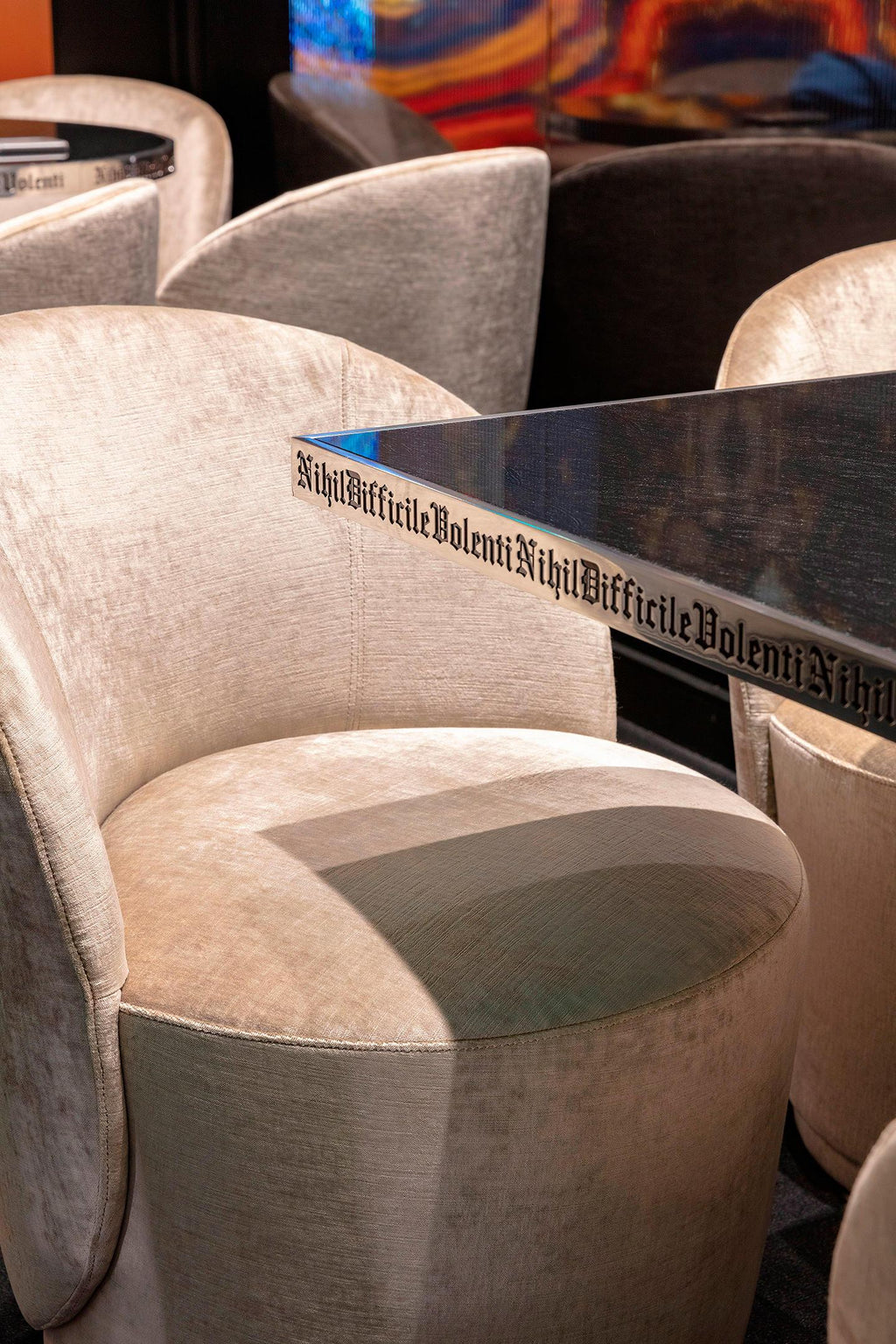 https://a.1stdibscdn.com/armchair-frame-made-solid-timber-and-plywood-upholstered-base-customizable-for-sale-picture-2/f_46622/f_196985921593612859018/celebrity_armchair_2_fam_g_arcit18_master.jpg