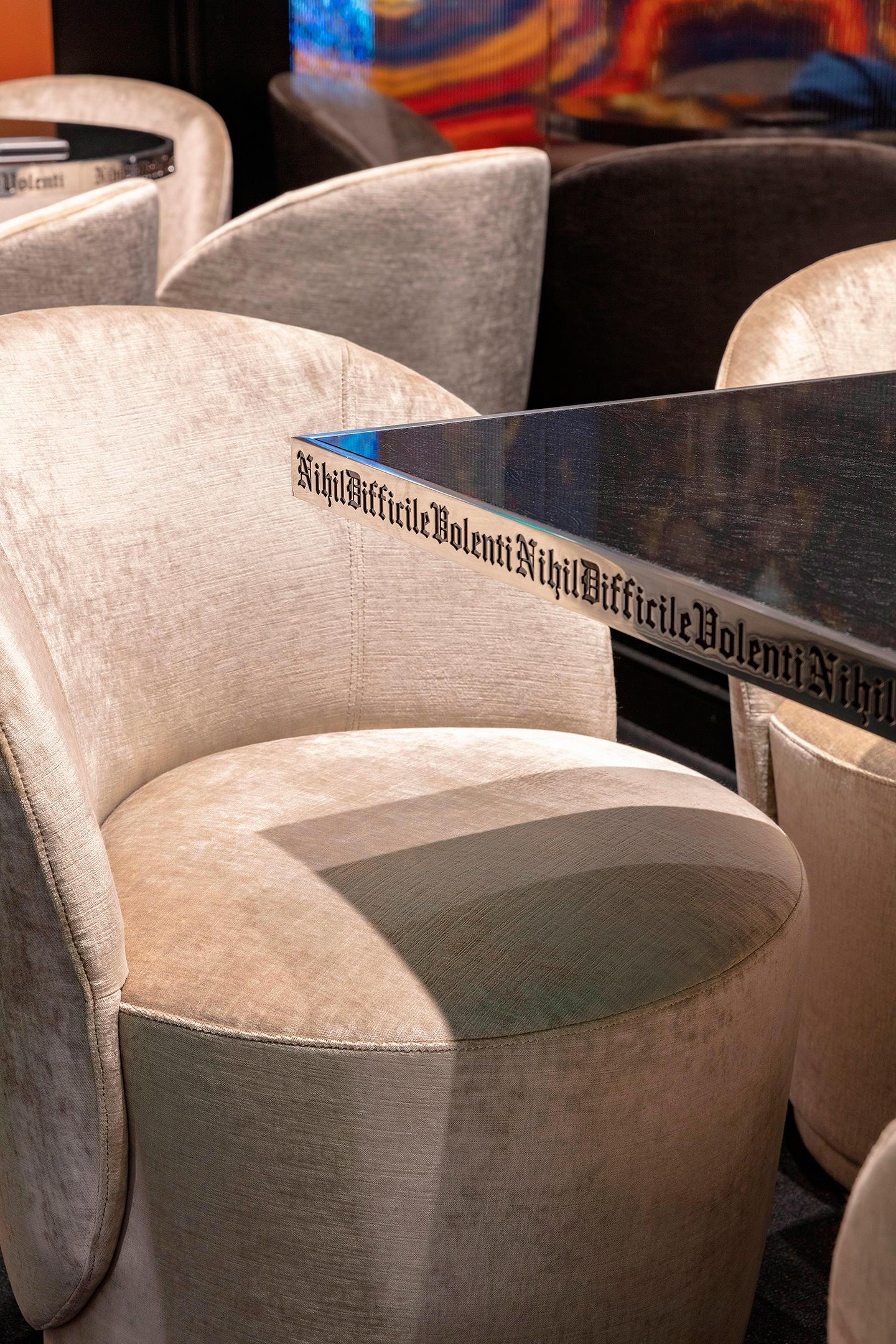 https://a.1stdibscdn.com/armchair-frame-made-solid-timber-and-plywood-upholstered-base-customizable-for-sale-picture-2/f_46622/f_196985921593612859018/celebrity_armchair_2_fam_g_arcit18_master.jpg