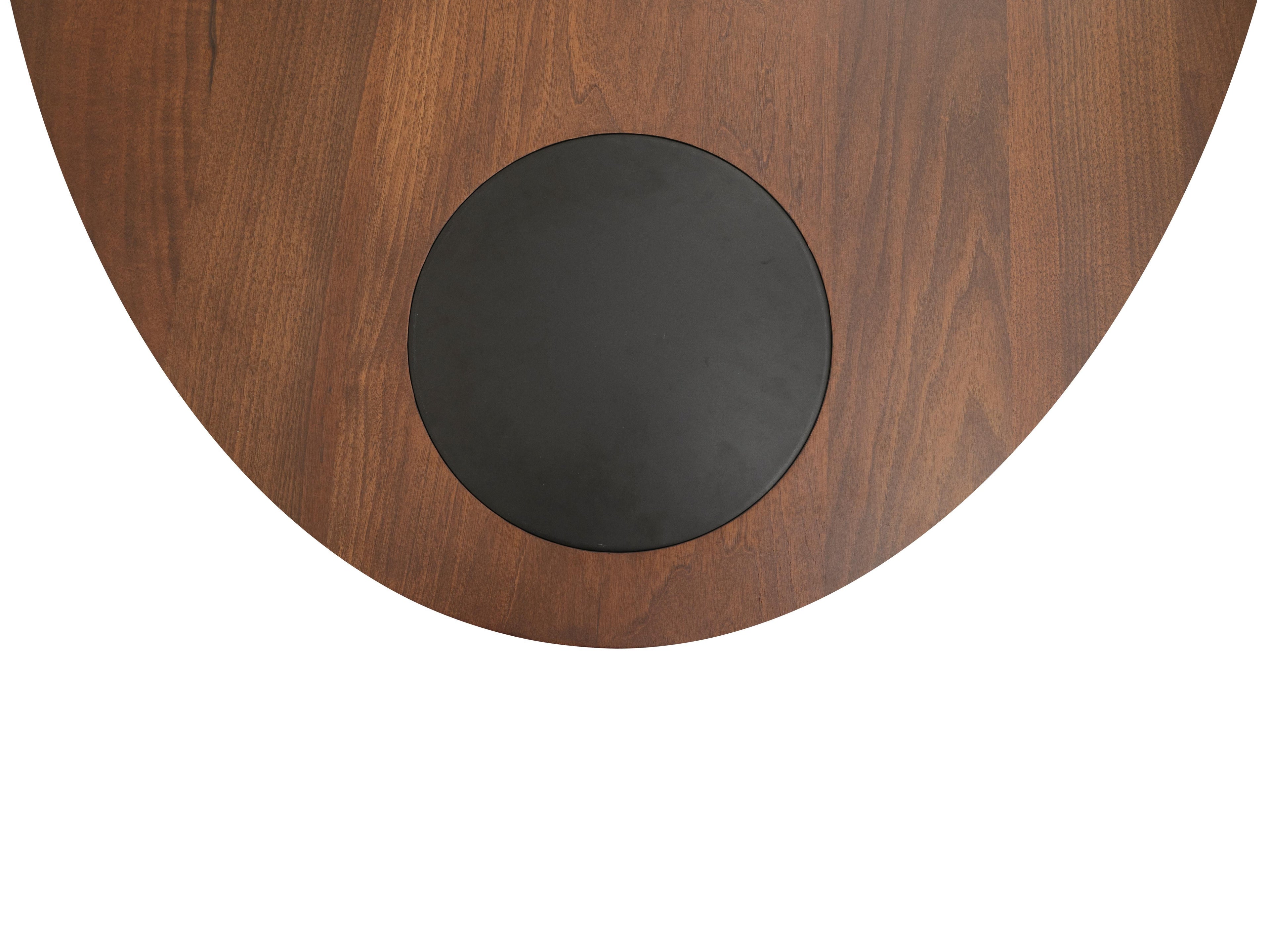 https://a.1stdibscdn.com/half-moon-dining-table-for-sale-picture-5/f_76852/f_438642621740927705209/cf5b555d_50e6_4123_a039_8e9cad71d6f7_master.jpeg