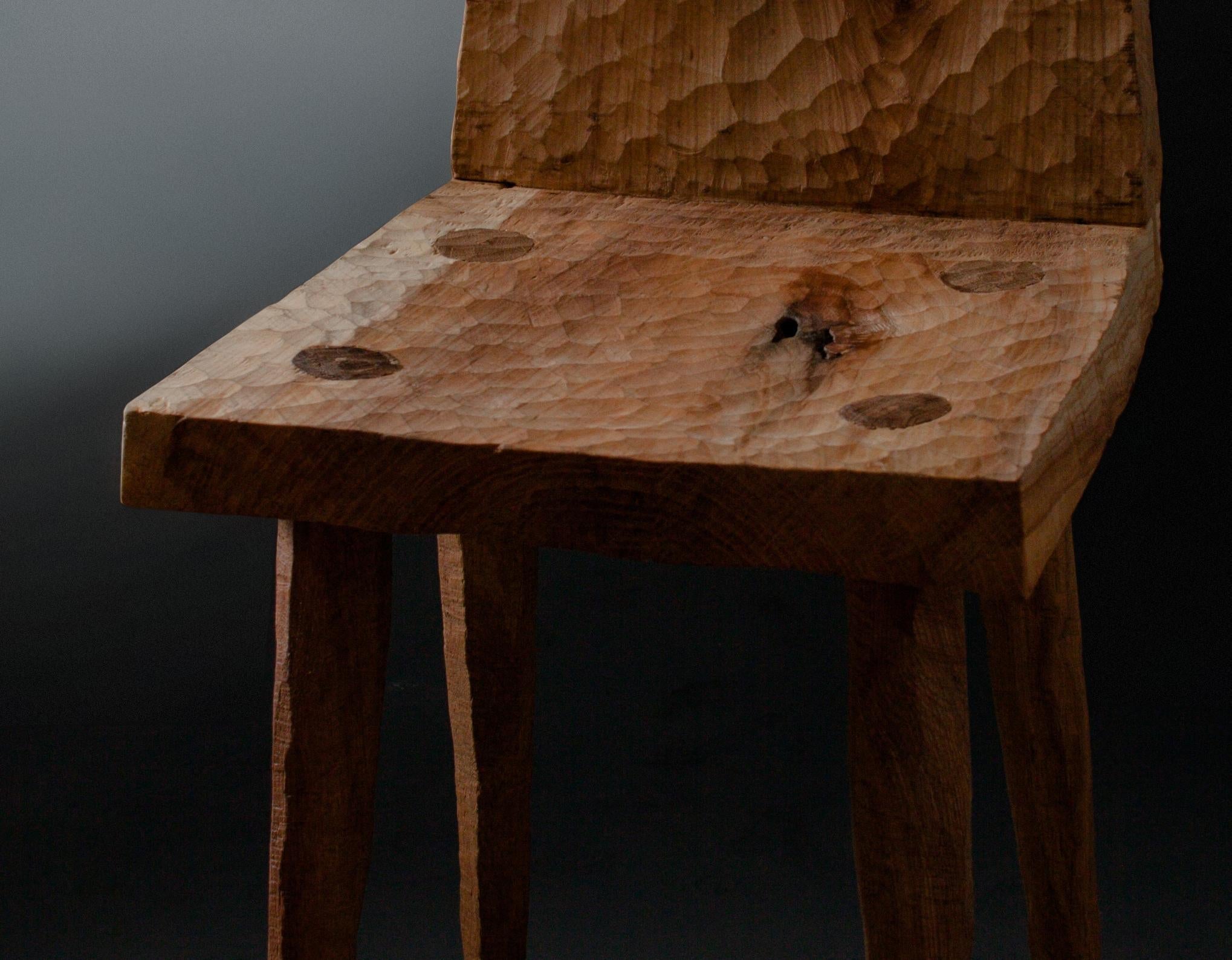 https://a.1stdibscdn.com/sculpted-chair-n3-in-solid-oak-wood-for-sale-picture-3/f_31233/f_172589811576514392047/chair_1_copie_master.jpg