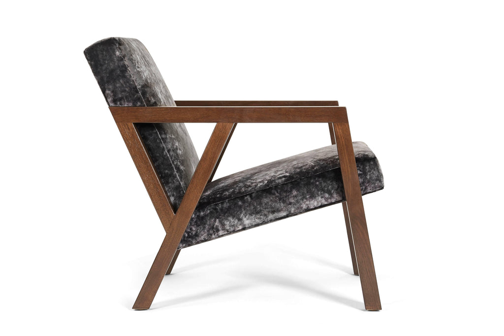https://a.1stdibscdn.com/moda-chair-for-sale-picture-4/archivesE/upload/f_31463/f_103483511522679209058/chair_shot18_master.jpg