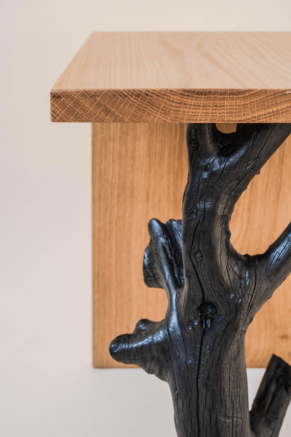 https://a.1stdibscdn.com/oak-root-stool-by-daniel-elkayam-for-sale-picture-6/f_12192/f_319736421672317129642/chair_stool_41_master.jpg