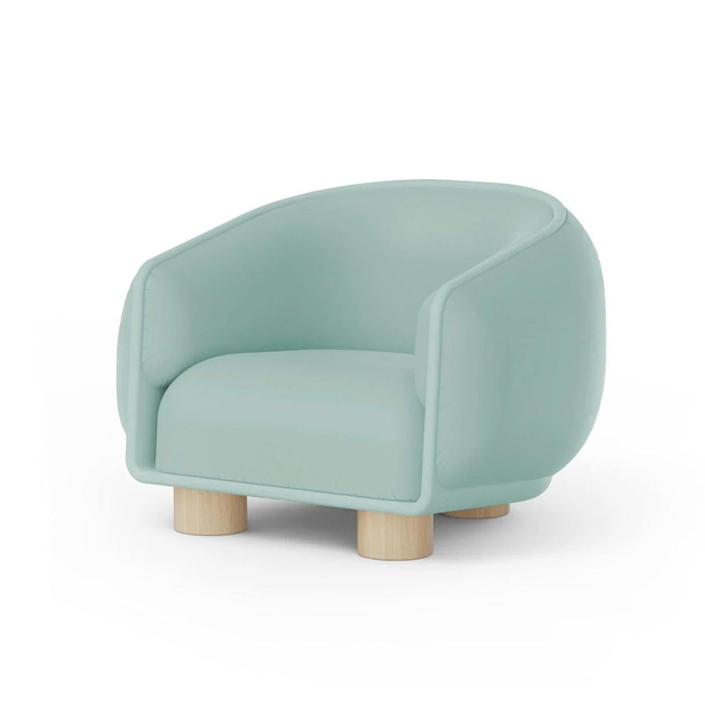 https://a.1stdibscdn.com/charlie-armchair-with-smooth-powder-structure-and-natural-wood-feet-for-sale-picture-3/f_40973/f_326270721675704343809/charlie_02_master.jpg