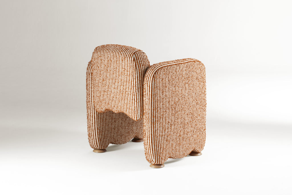 https://a.1stdibscdn.com/dooq-new-organic-modernist-cindy-red-and-white-chair-with-arms-for-sale-picture-9/f_54242/f_438462621740756558338/cindy_back_master.jpg