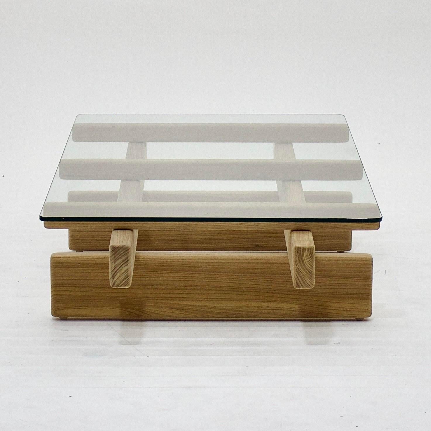 https://a.1stdibscdn.com/minimalist-brazilian-outdoor-indoor-coffee-table-claudia-by-samuel-lamas-for-sale-picture-3/f_37403/f_431567821736890006459/claudia_3_master.jpg