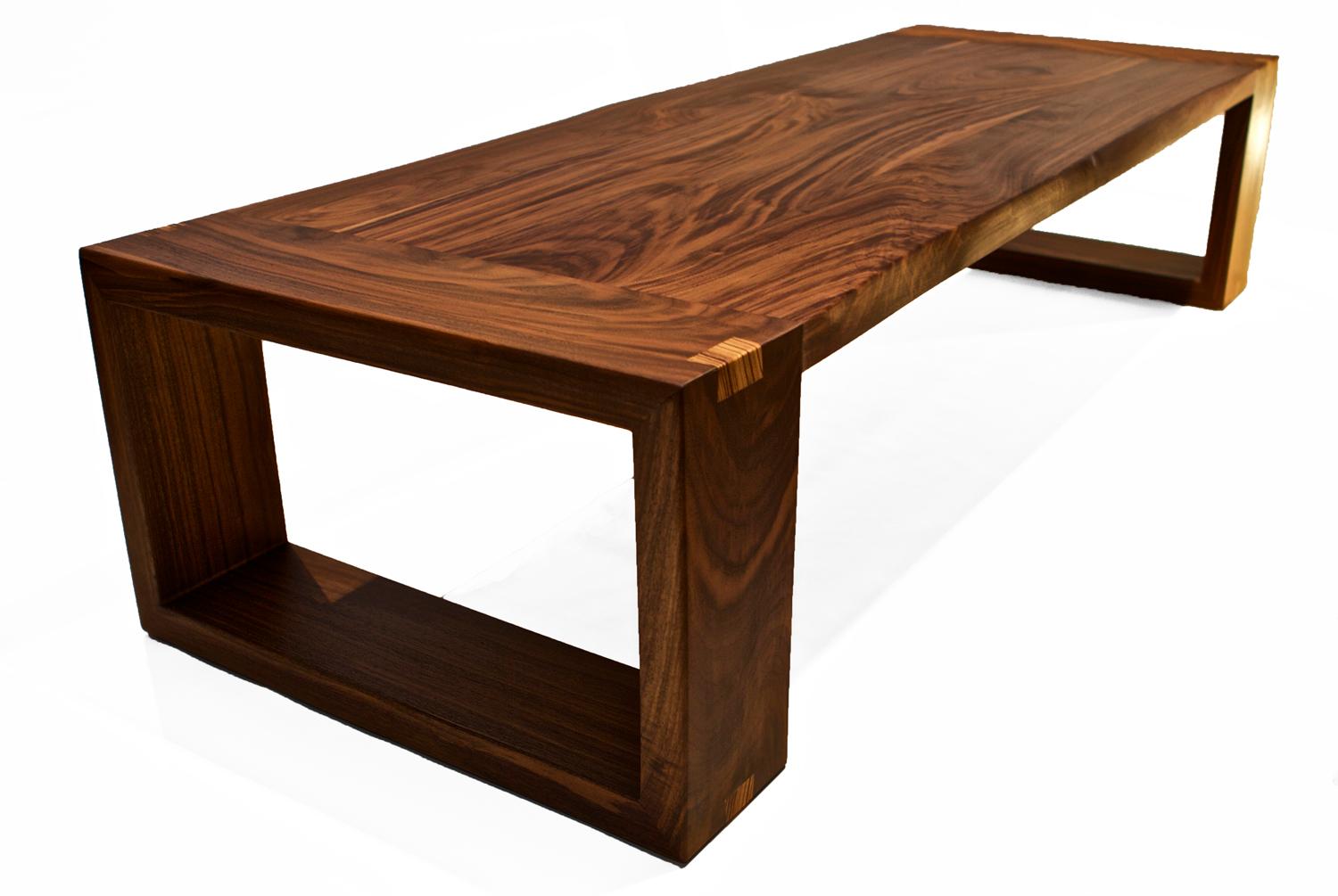 https://a.1stdibscdn.com/black-walnut-coffee-table-natural-edge-detail-in-stock-for-sale-picture-4/f_51472/f_173567021577578607548/coffee_2_master.jpg