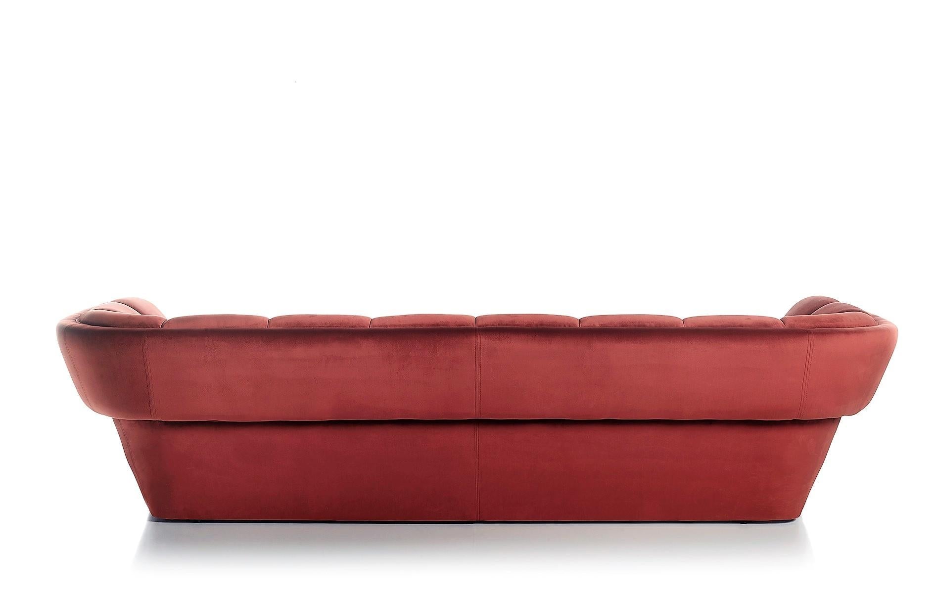 https://a.1stdibscdn.com/bowie-sofa-upholstered-striped-style-in-tai-marsala-smooth-velvet-for-sale-picture-2/f_27693/f_185671621585895327702/coleccion_alexandra_sofa_bowie_02_master.jpg