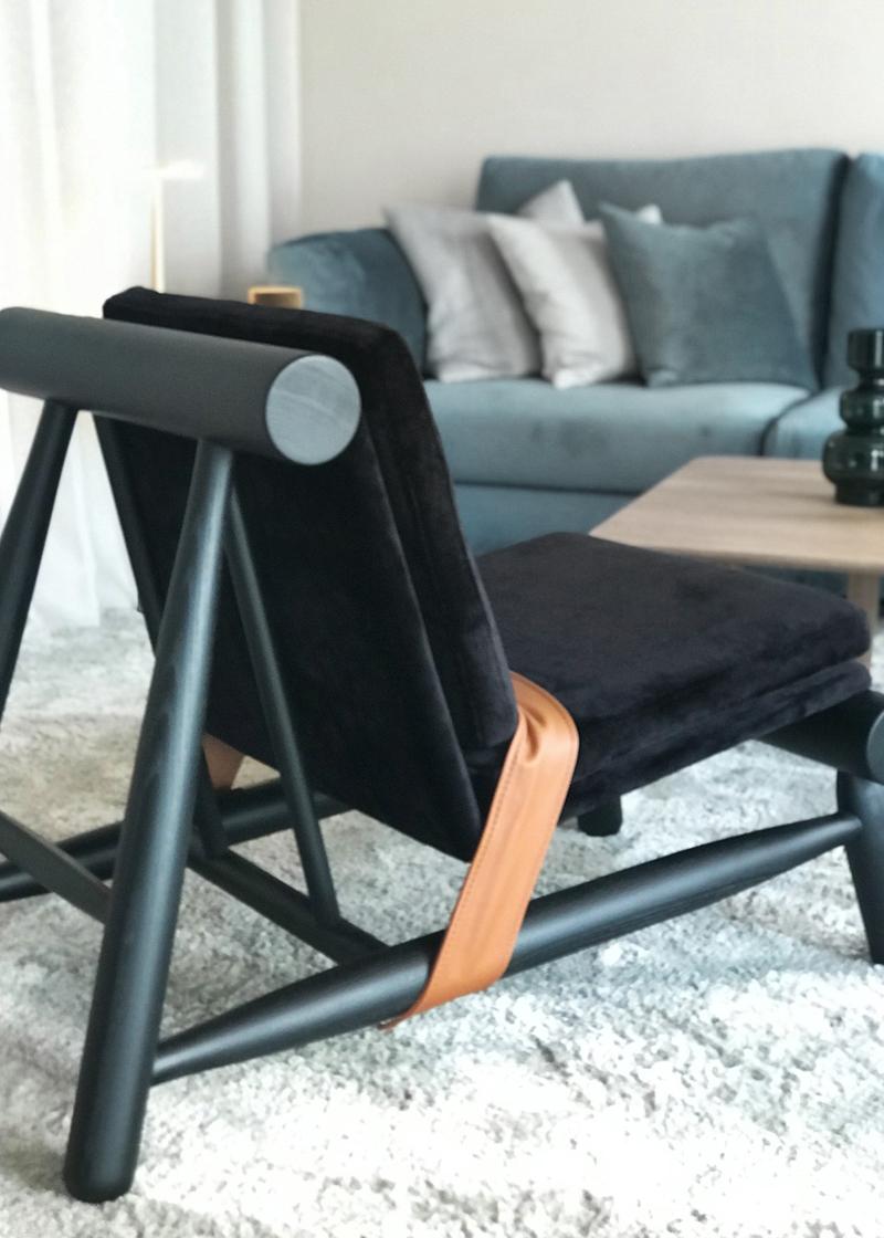 https://a.1stdibscdn.com/contemporary-modern-seso-armchair-in-solid-oak-fabric-by-collector-studio-for-sale-picture-2/f_53522/f_197833721675353101240/collector_project_SESO_ARMCHAIR_master.jpg