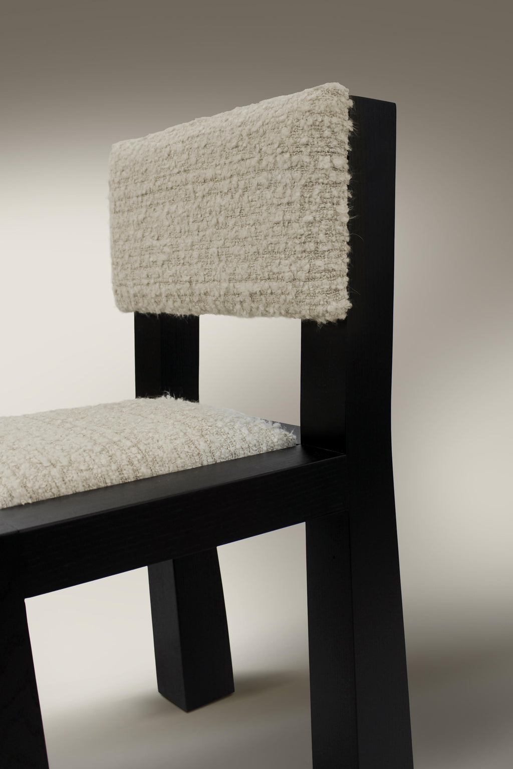 https://a.1stdibscdn.com/raw-dining-chair-black-oak-collector-for-sale-picture-4/f_53522/f_448301121746021763067/collector_raw_3_master.jpg