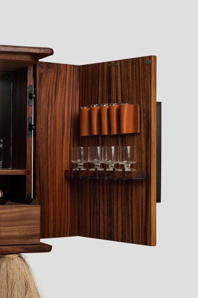https://a.1stdibscdn.com/contemporary-mexican-design-handcrafted-wood-cabinet-carmen-mirror-for-sale-picture-2/f_38111/f_347374421764899396212/comite_proyectos_carmen_cabinet_contemporary_mexican_design_solid_wood_13_master.jpg?width=768