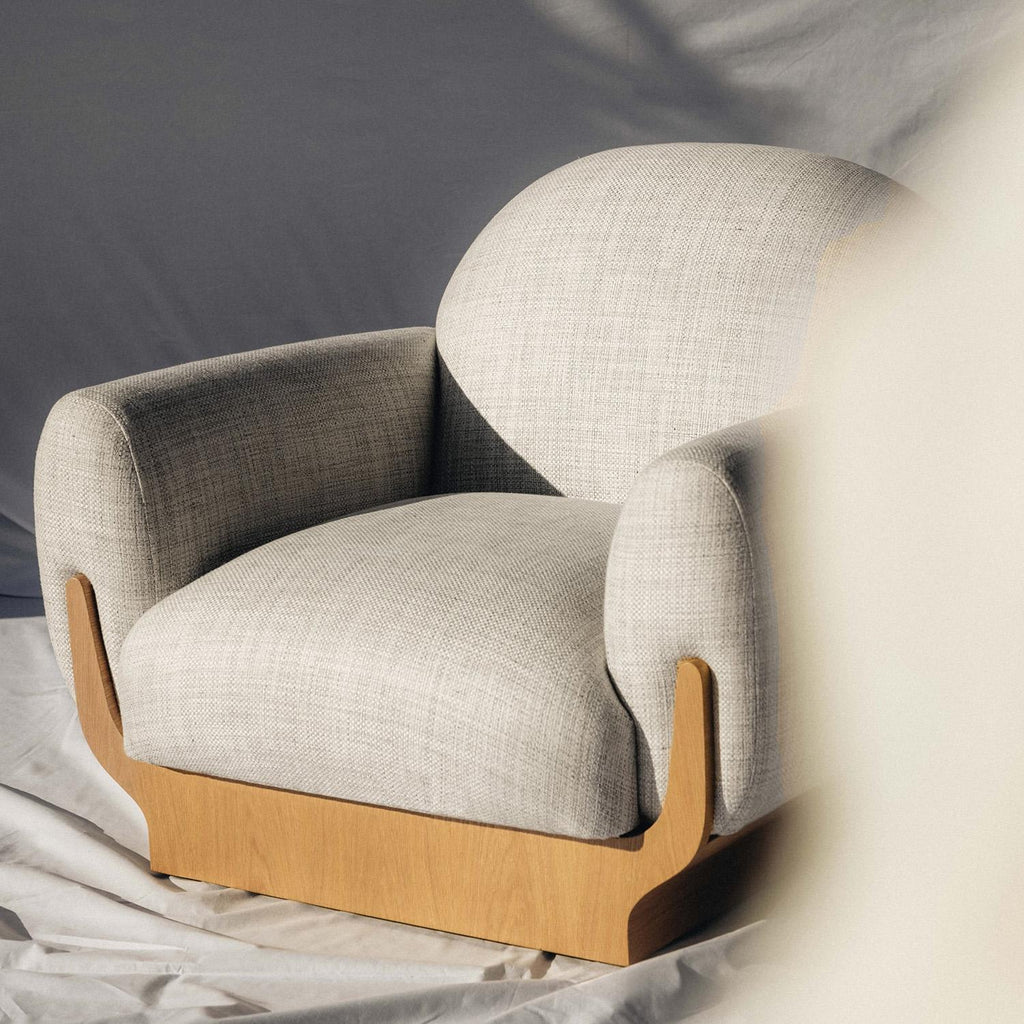 https://a.1stdibscdn.com/21st-century-copacabana-armchair-darkened-oak-base-by-duistt-for-sale-picture-7/f_63222/f_475837421763470103096/copacabana_armchair_duistt_ijpg63414_master.jpg