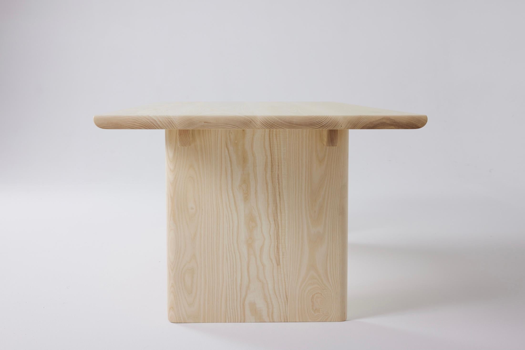 https://a.1stdibscdn.com/arlo-dining-table-for-sale-picture-4/f_94302/f_373710221701489089519/copperheadgoods_10_29_21_18519_master.jpg