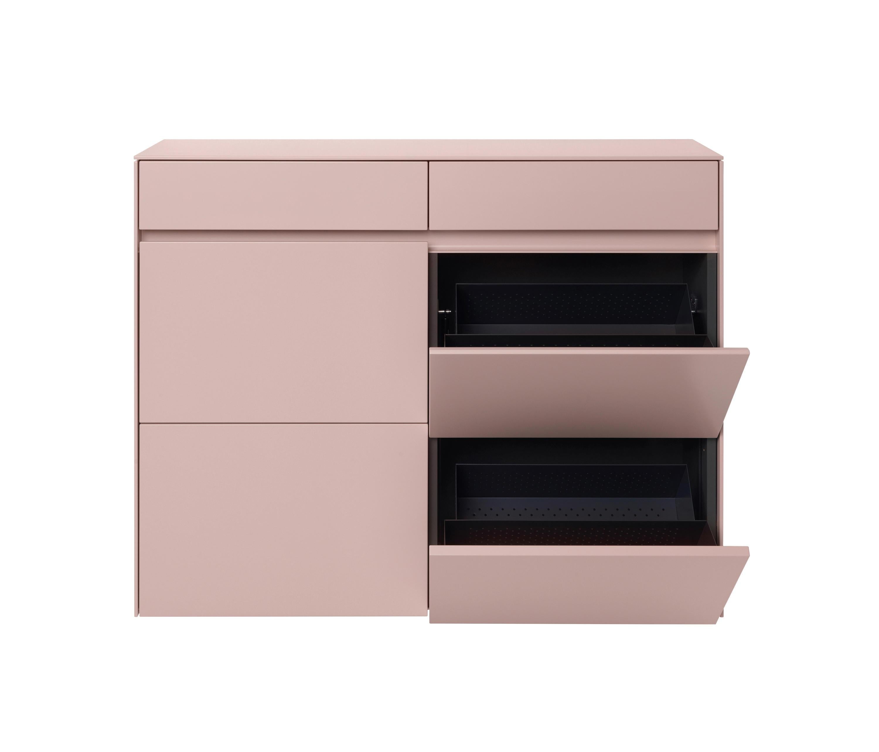 https://a.1stdibscdn.com/customizable-schonbuch-cover-shoe-cabinet-by-schonbuch-team-for-sale-picture-4/f_44652/f_405314021720466420948/cover_schuhschschrank_altrosa_schoenbuch_fr_2_pro_g_arcit18_master.jpg