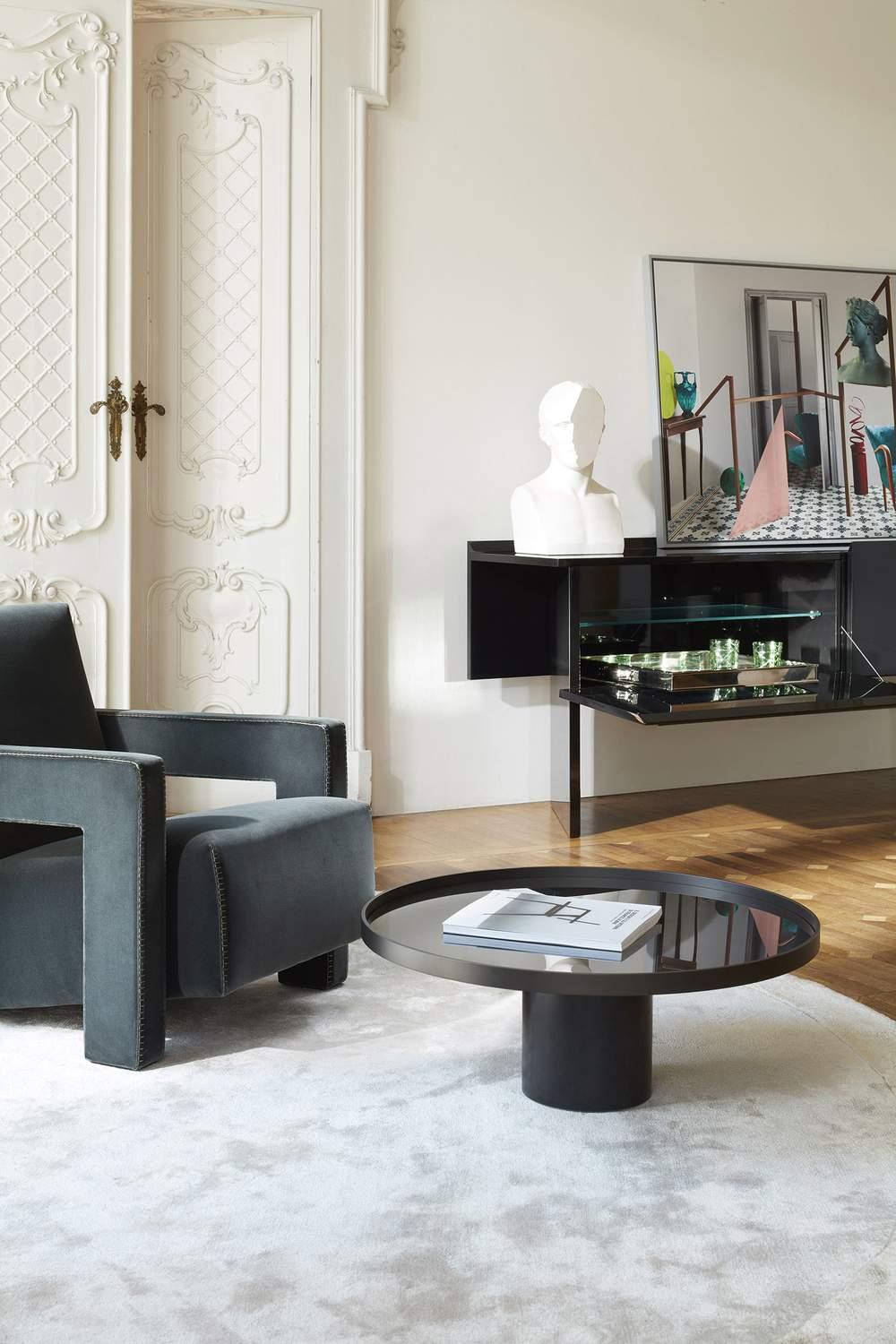 https://a.1stdibscdn.com/gerrit-thomas-rietveld-utrecht-armchair-by-cassina-for-sale-picture-15/f_14272/f_330693321677761771045/cq5dam_thumbnail_1500_1500_4__master.jpg