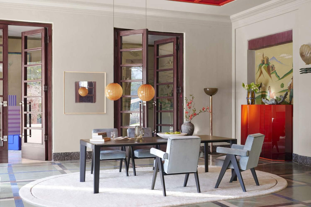 https://a.1stdibscdn.com/pierre-jeanneret-commitee-armchair-by-cassina-for-sale-picture-5/f_14272/f_291243721655309331158/cq5dam_thumbnail_1500_1500_master.jpg