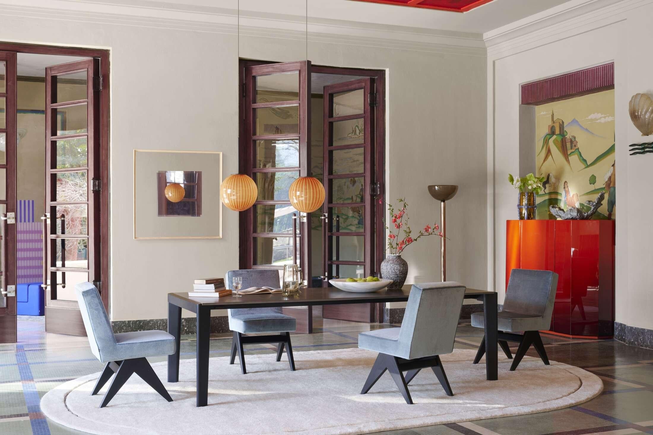 https://a.1stdibscdn.com/pierre-jeanneret-committee-dining-chair-for-cassina-italy-new-for-sale-picture-7/f_15912/f_375809621702652249324/cq5dam_thumbnail_2200_2200_21_master.jpg