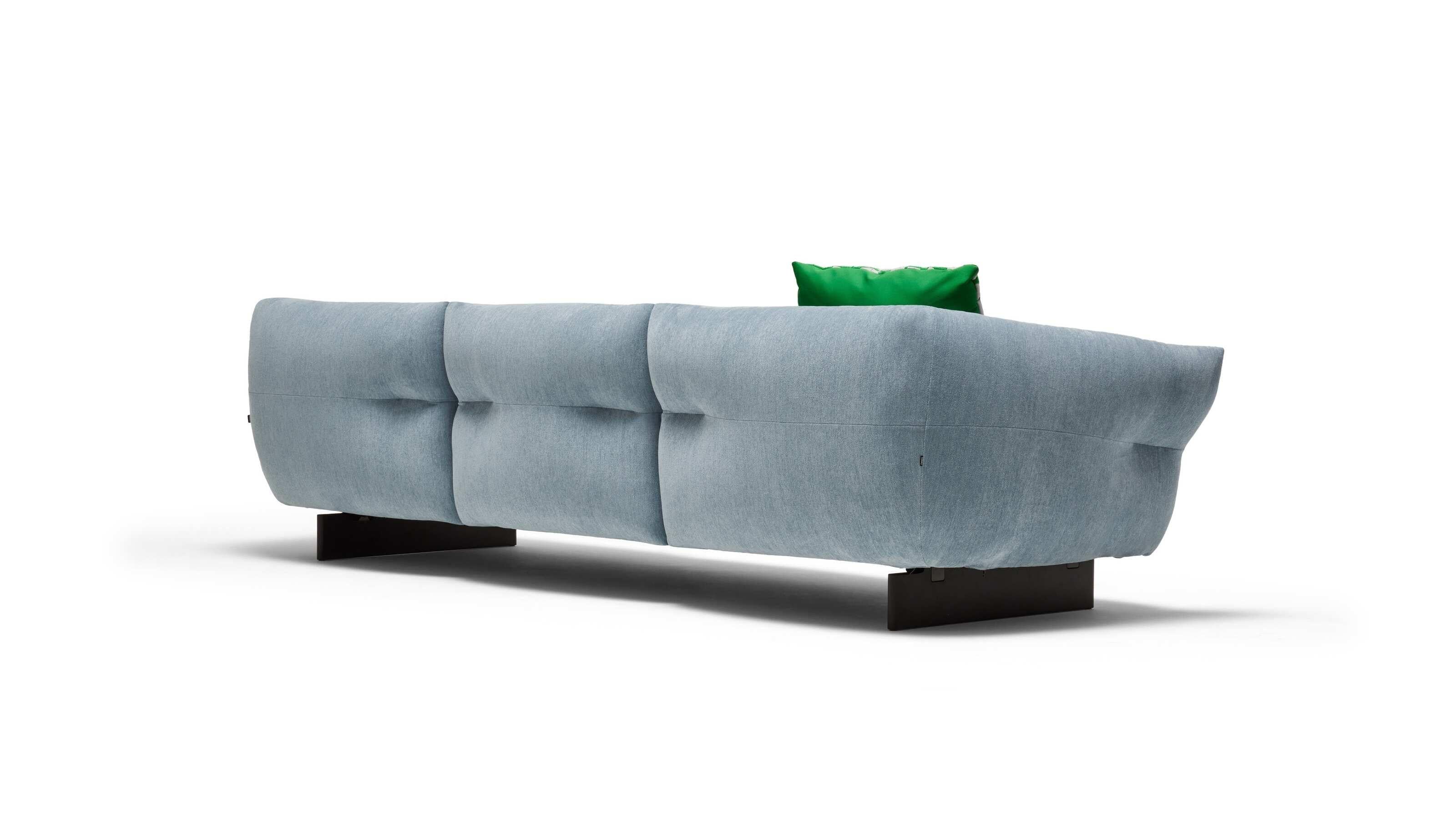 https://a.1stdibscdn.com/patricia-urquiola-mon-cloud-sofa-for-cassina-for-sale-picture-6/f_14272/f_427862021734419275580/cq5dam_thumbnail_3200_3200_10__master.jpg