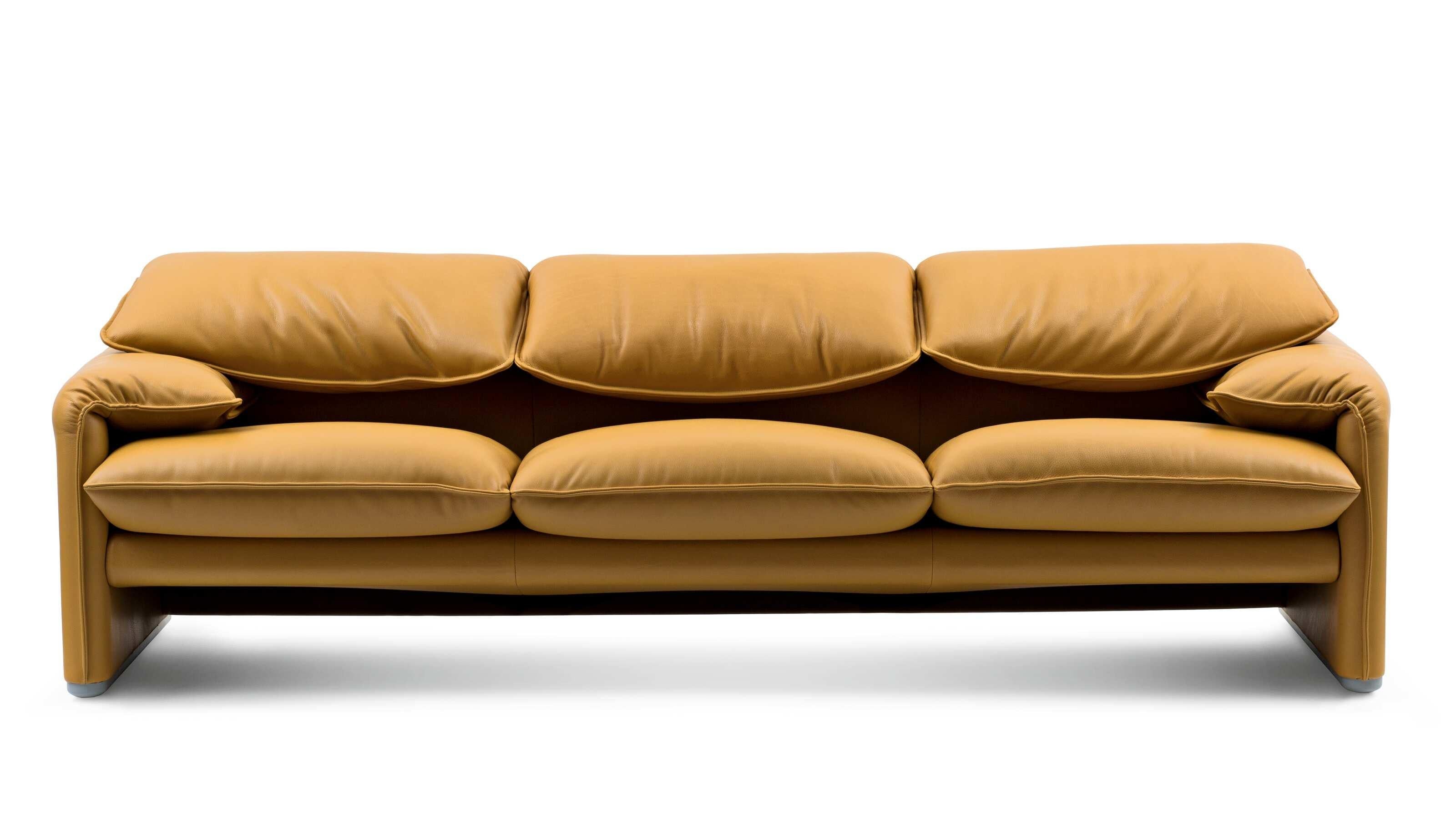 https://a.1stdibscdn.com/vico-magistretti-maralunga-three-seater-sofa-for-cassina-for-sale-picture-2/f_14272/f_426989221733987662428/cq5dam_thumbnail_3200_3200_1__master.jpg