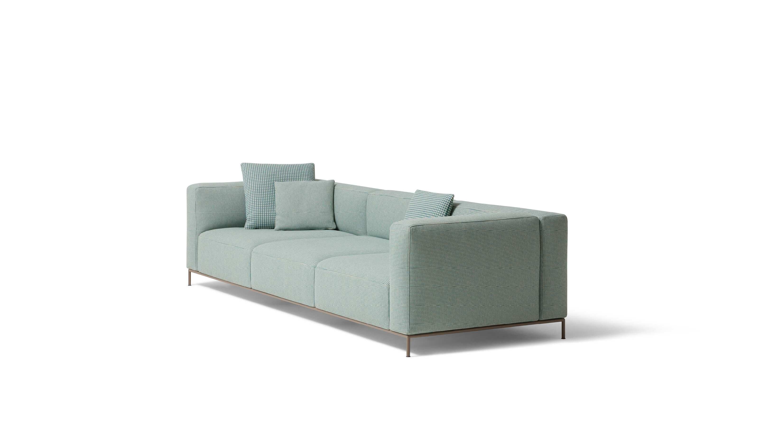 https://a.1stdibscdn.com/piero-lissoni-mex-hi-outdoor-sofa-modular-for-cassina-for-sale-picture-2/f_14272/f_423681621732001333925/cq5dam_thumbnail_3200_3200_1__master.jpg