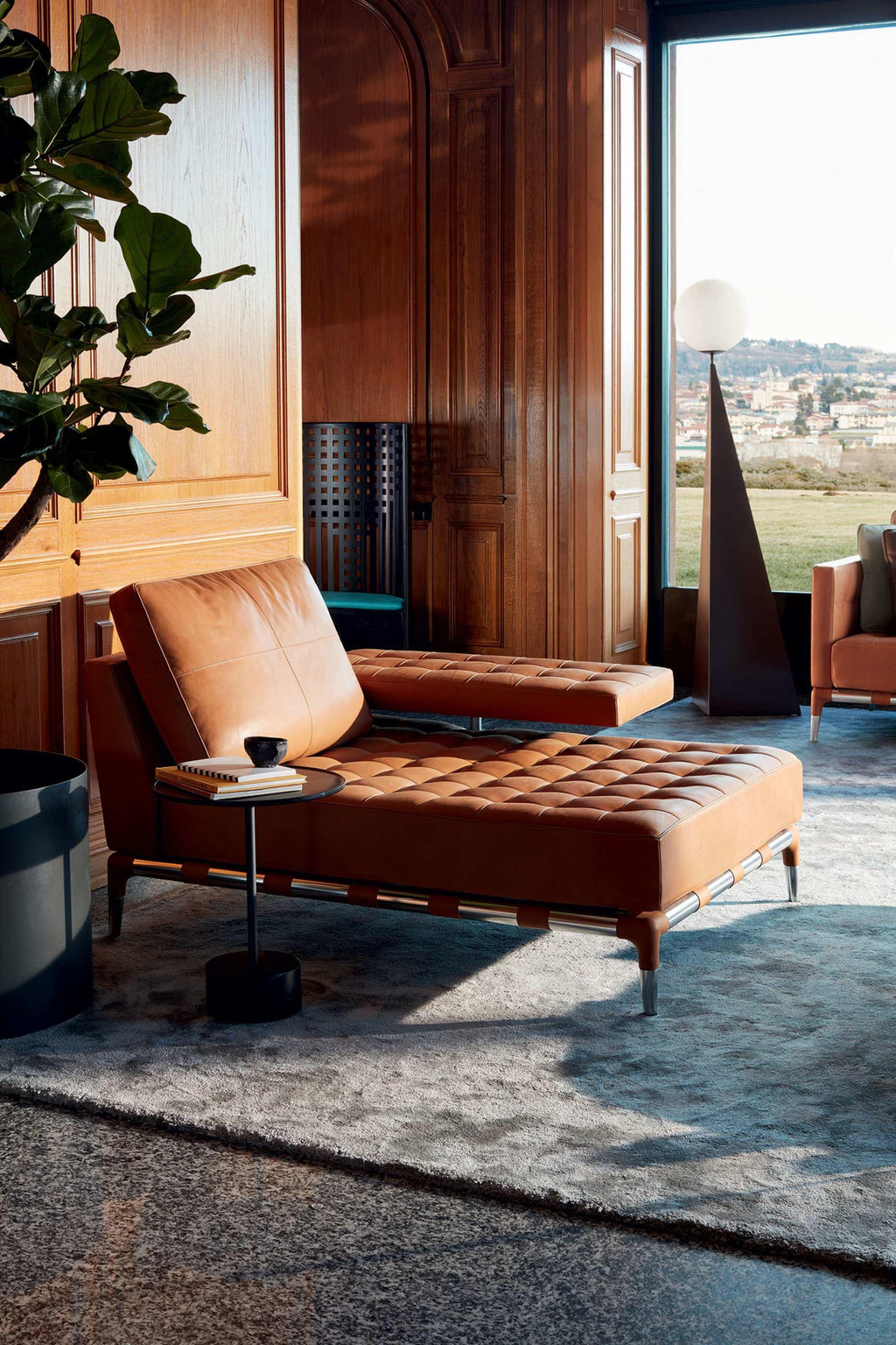 https://a.1stdibscdn.com/phillippe-starck-prive-steel-and-leather-sofa-for-sale-picture-5/f_14272/f_381358221706432572011/cq5dam_thumbnail_3200_3200_33_master.jpg