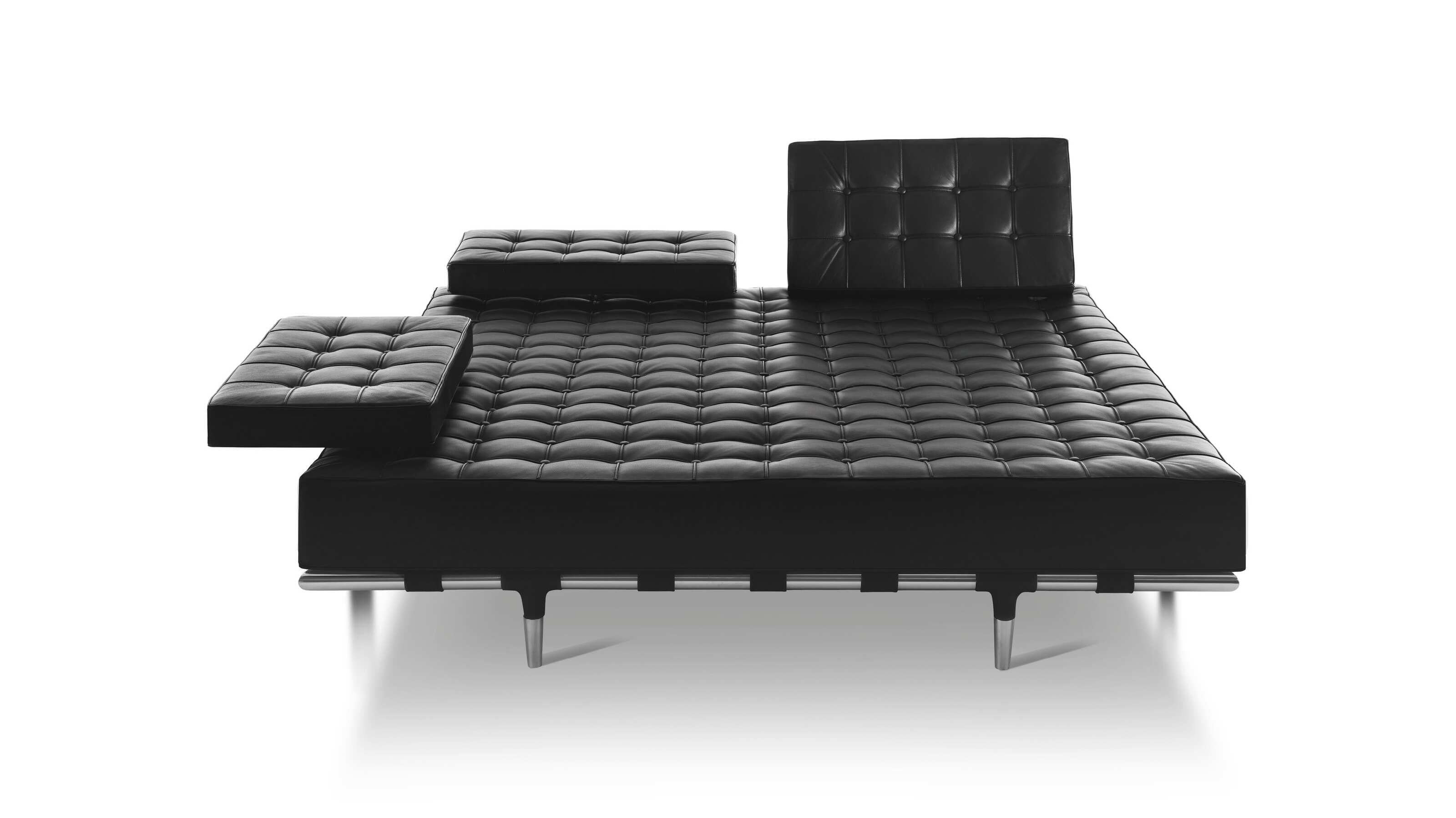 https://a.1stdibscdn.com/phillippe-starck-prive-steel-and-leather-armchair-for-sale-picture-8/f_14272/f_381356121706430397213/cq5dam_thumbnail_3200_3200_36_master.jpg