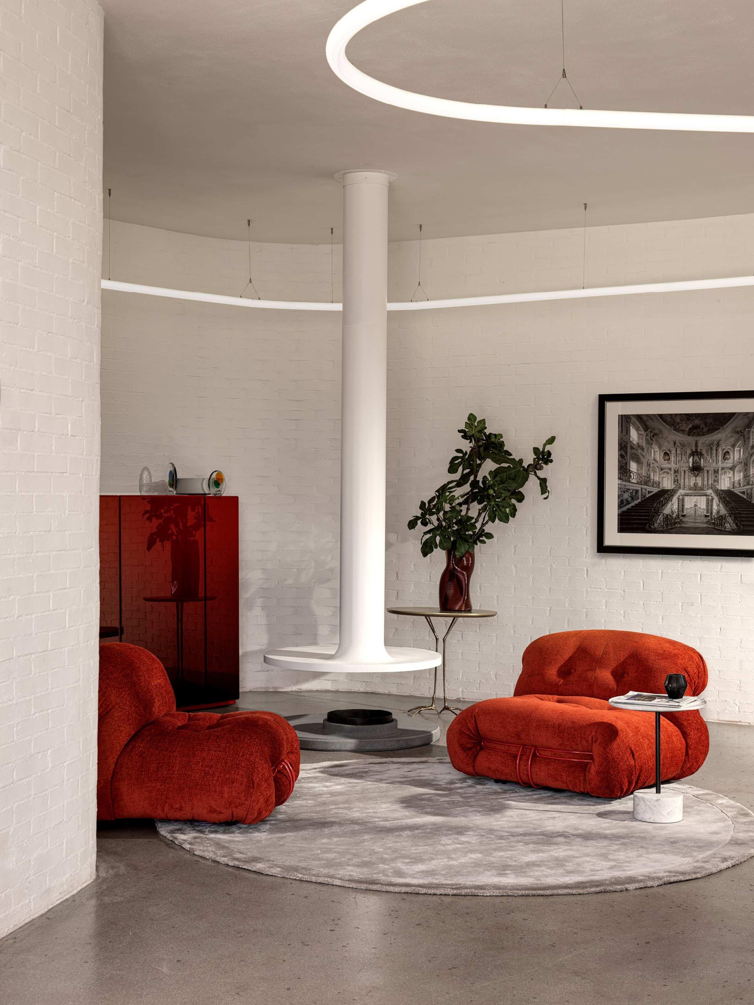 https://a.1stdibscdn.com/soriana-armchair-by-afra-tobia-scarpa-for-cassina-for-sale-picture-5/f_14272/f_381364221706434609334/cq5dam_thumbnail_3200_3200_40_master.jpg
