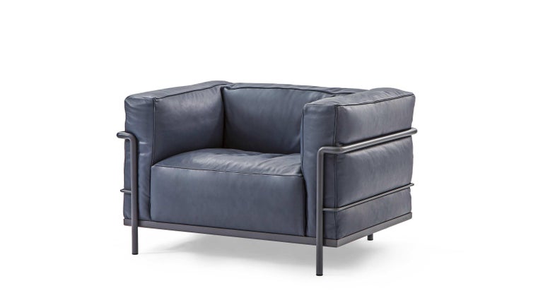 https://a.1stdibscdn.com/le-corbusier-jeanneret-charlotte-perriand-lc3-fauteuil-grand-confort-for-sale-picture-12/f_14272/f_468797021759317206192/cq5dam_thumbnail_3200_3200_7__master.jpg?width=768