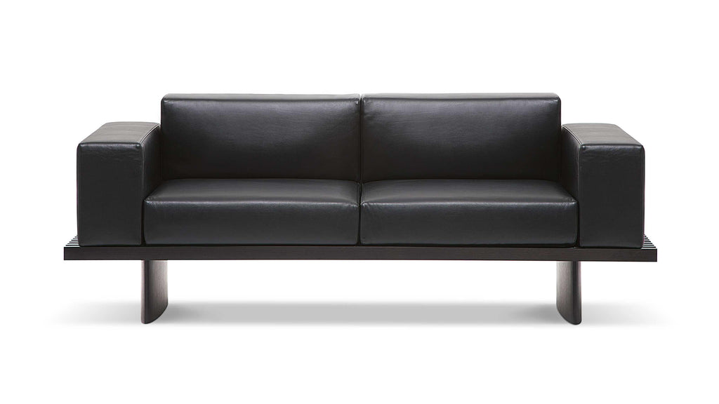 https://a.1stdibscdn.com/charlotte-perriand-refolo-sofa-for-cassina-for-sale-picture-9/f_14272/f_436009721739379317663/cq5dam_thumbnail_3200_3200_7__master.jpg