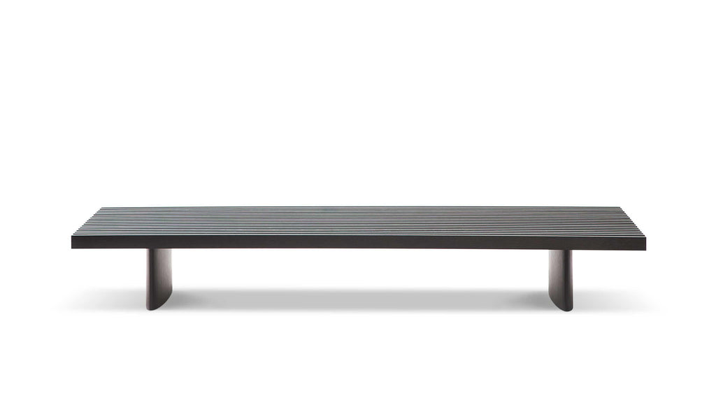 https://a.1stdibscdn.com/charlotte-perriand-refolo-sofa-for-cassina-for-sale-picture-3/f_14272/f_435796021739256700460/cq5dam_thumbnail_3200_3200_master.jpg