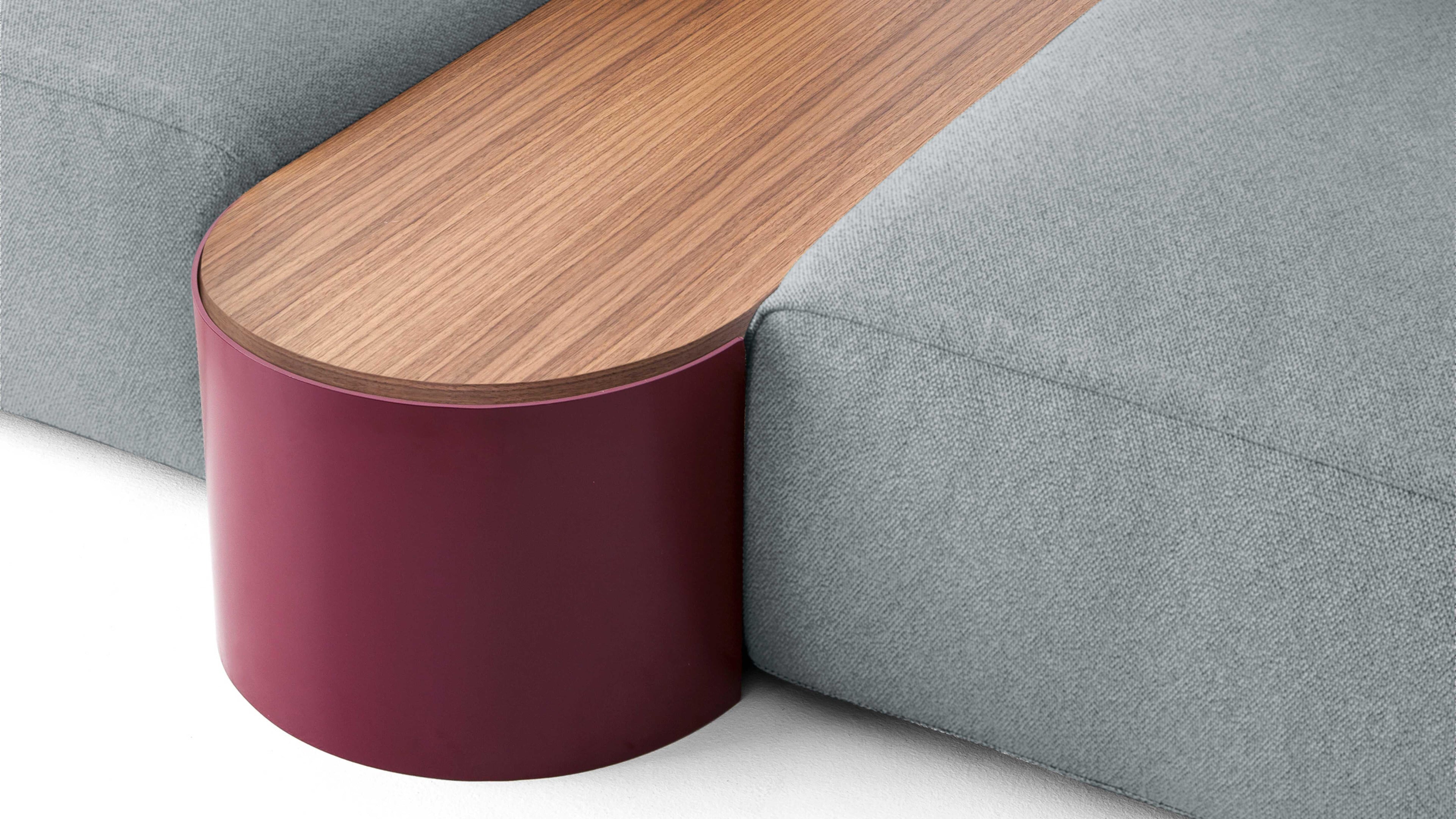 https://a.1stdibscdn.com/patricia-urquiola-bowl-sofa-for-cassina-for-sale-picture-5/f_14272/f_431645521736949862891/cq5dam_thumbnail_5760_5760_1__master.jpg