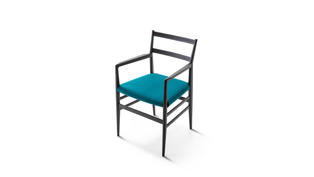 https://a.1stdibscdn.com/gio-ponti-leggera-armchair-or-side-chair-by-cassina-in-different-colors-for-sale-picture-3/f_15912/f_372369221700843050746/cq5dam_thumbnail_5760_5760_300_master.jpg