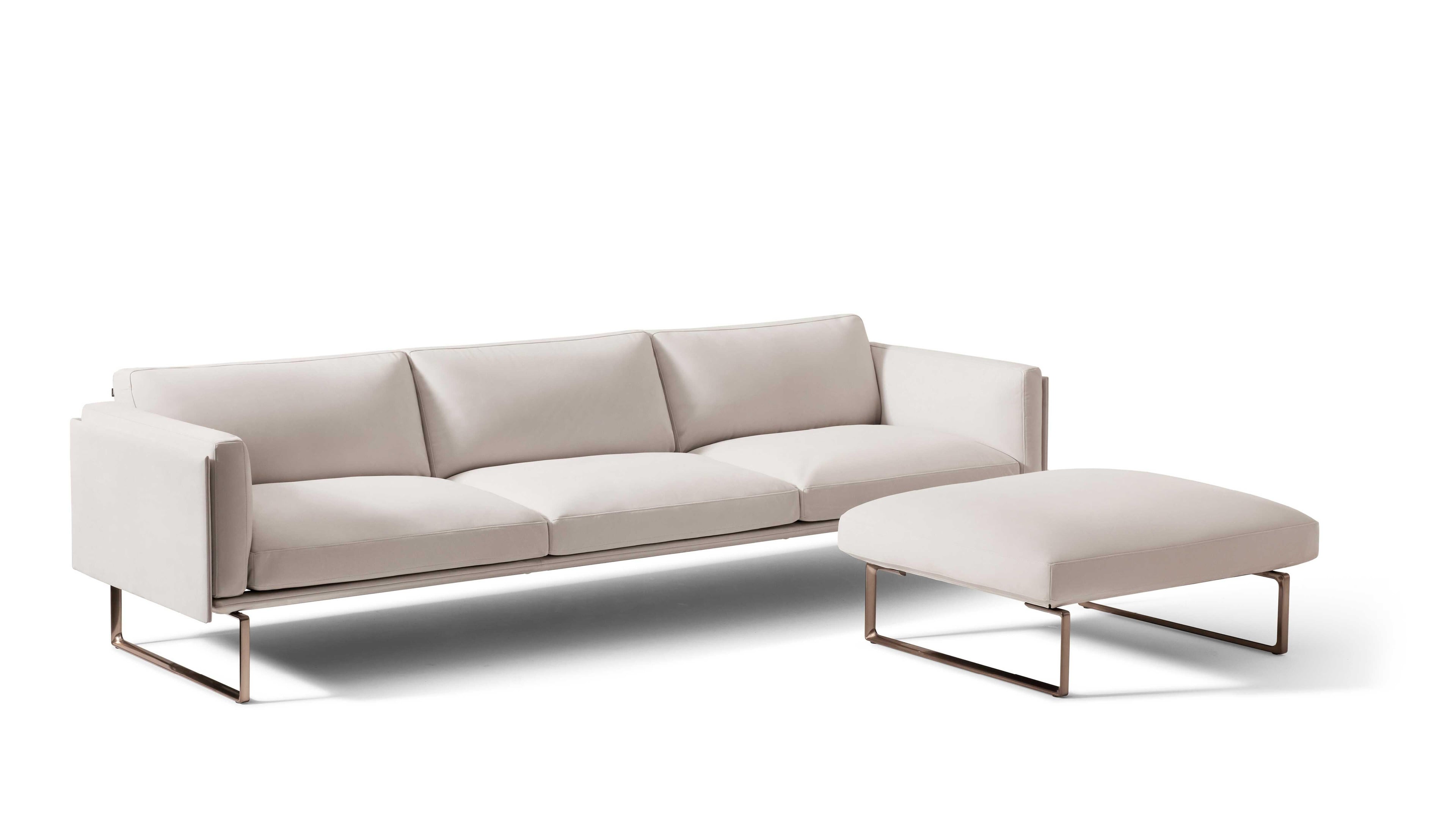 https://a.1stdibscdn.com/piero-lissoni-8-set-of-two-modular-sofa-and-puff-for-cassina-for-sale-picture-4/f_14272/f_430679621736318558327/cq5dam_thumbnail_5760_5760_master.jpg