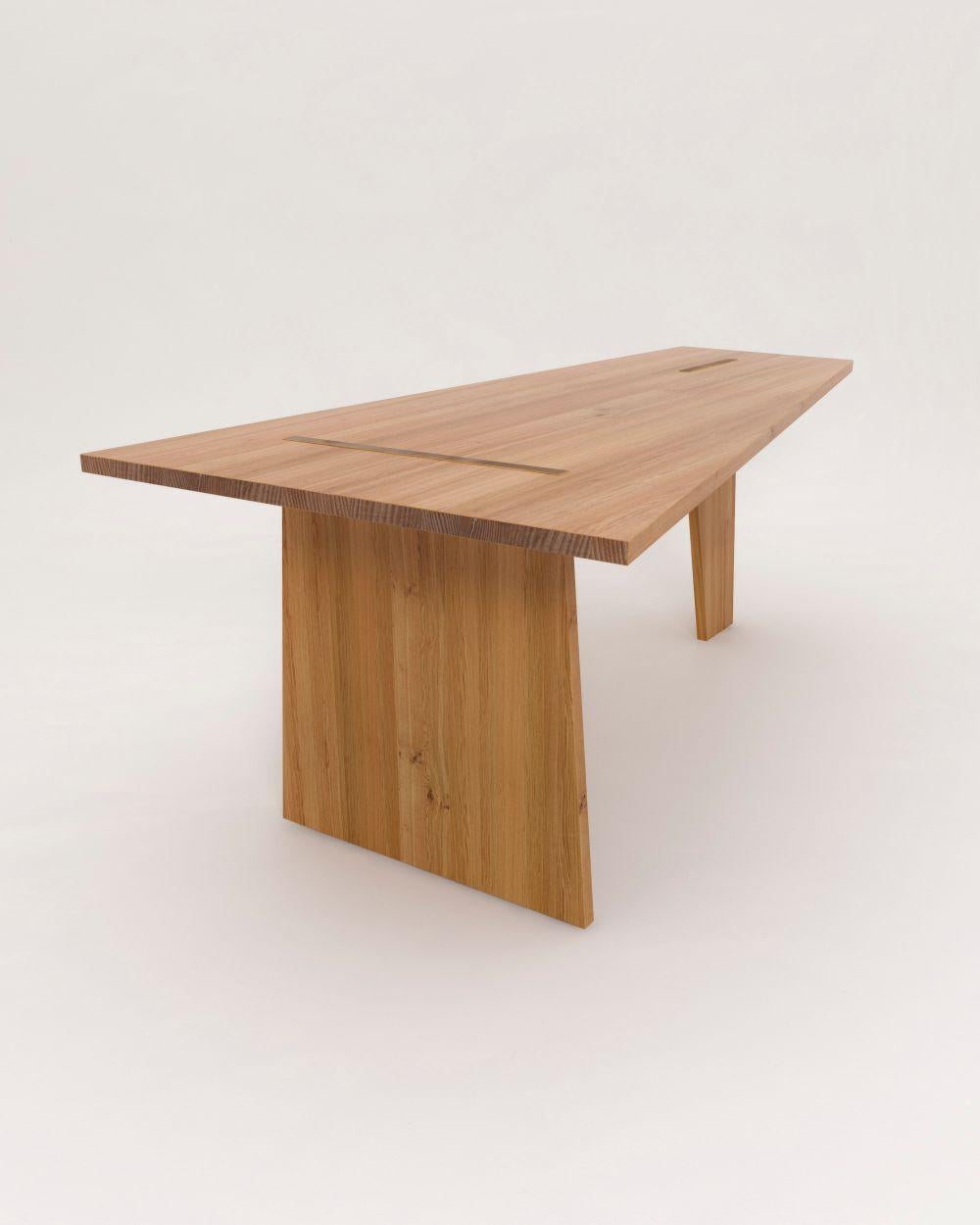 https://a.1stdibscdn.com/crooked-dining-table-by-nazara-lazaro-for-sale-picture-3/f_12192/f_335227121680007226486/crooked_dining_table_02_1_master.jpg