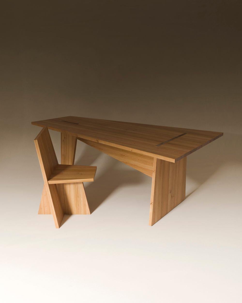 https://a.1stdibscdn.com/crooked-dining-table-by-nazara-lazaro-for-sale-picture-8/f_12192/f_335227121680007228942/crooked_dining_table_06_master.jpg