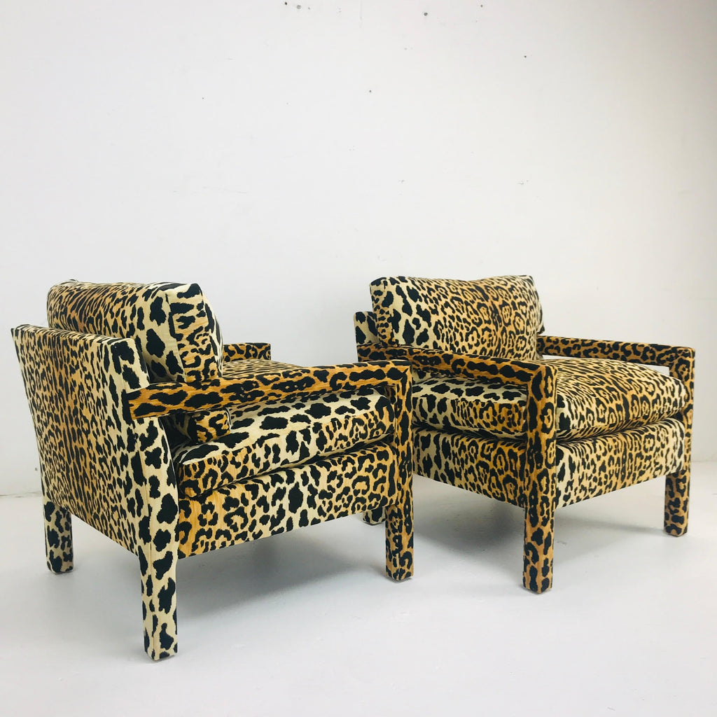 https://a.1stdibscdn.com/pair-of-leopard-parsons-chairs-in-the-style-of-milo-baughman-custom-for-sale-picture-5/f_9413/f_197544121594049637924/custom_l_6_master.jpeg
