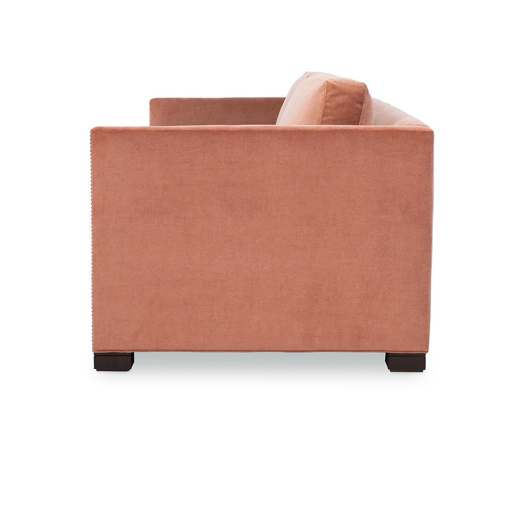 https://a.1stdibscdn.com/modern-leather-thorpe-sofa-for-sale-picture-7/f_8038/f_315749621704311667591/custom_sofa2_master.jpg