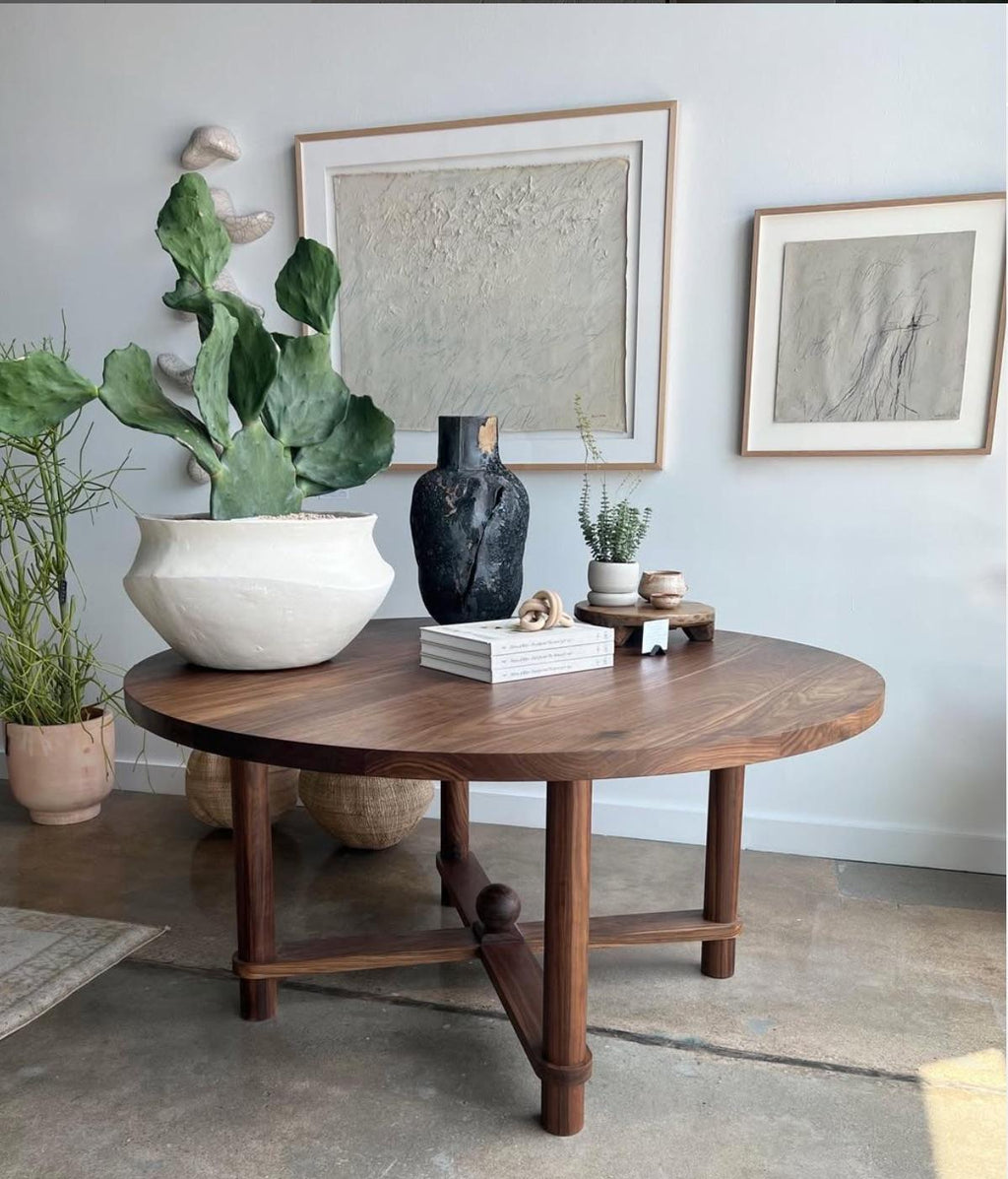 https://a.1stdibscdn.com/contemporary-round-dining-table-59-diameter-walnut-for-sale-picture-5/f_109082/f_494070921774640810370/custom_wooden_furniture_northern_new_jersey_walnut_round_dining_table_on_display2__master.jpeg