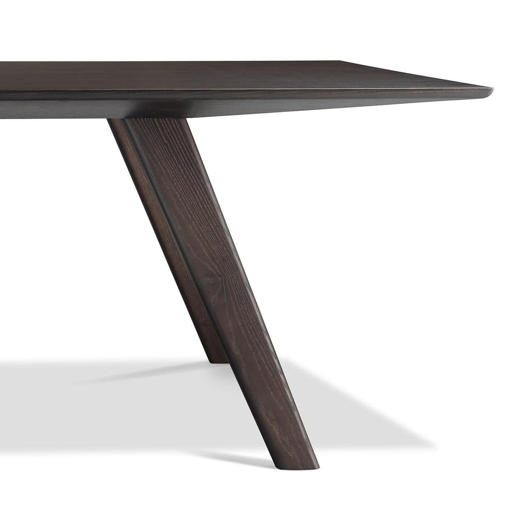 https://a.1stdibscdn.com/locust-brown-dining-table-by-stefano-giovannoni-for-sale-picture-2/f_17062/f_468229321758897111804/d5he3b5vfnbgbmpc7xnq7s1lk1bs_master.jpg