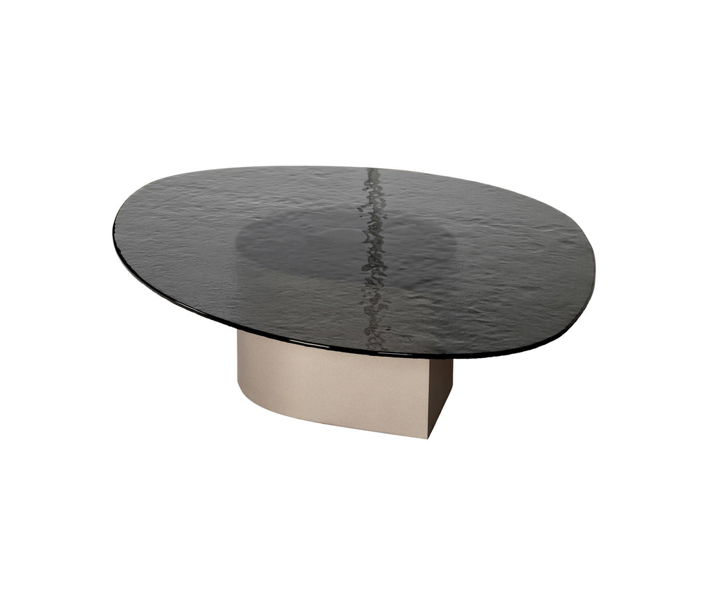 https://a.1stdibscdn.com/fusion-glass-nested-coffee-tables-with-bronze-base-for-sale-picture-7/f_27693/f_489158421771625406976/dakry_006_a_10_pro_b_arcit18_master.jpg