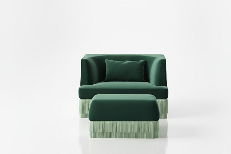 https://a.1stdibscdn.com/alcove-armchair-and-ottoman-in-deep-teal-velvet-with-blue-haze-fringes-for-sale-picture-2/f_27693/f_465827721759704260815/deep_green_2_master.jpg?width=768