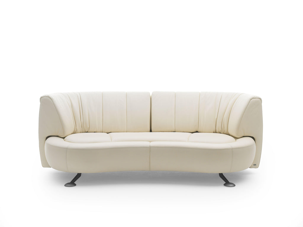 https://a.1stdibscdn.com/de-sede-ds-164-three-seat-sofa-in-off-white-upholstery-by-hugo-de-ruiter-for-sale-picture-4/f_16392/f_323855721769416582047/desede_ds_164_sofa_leather_04_master.jpg