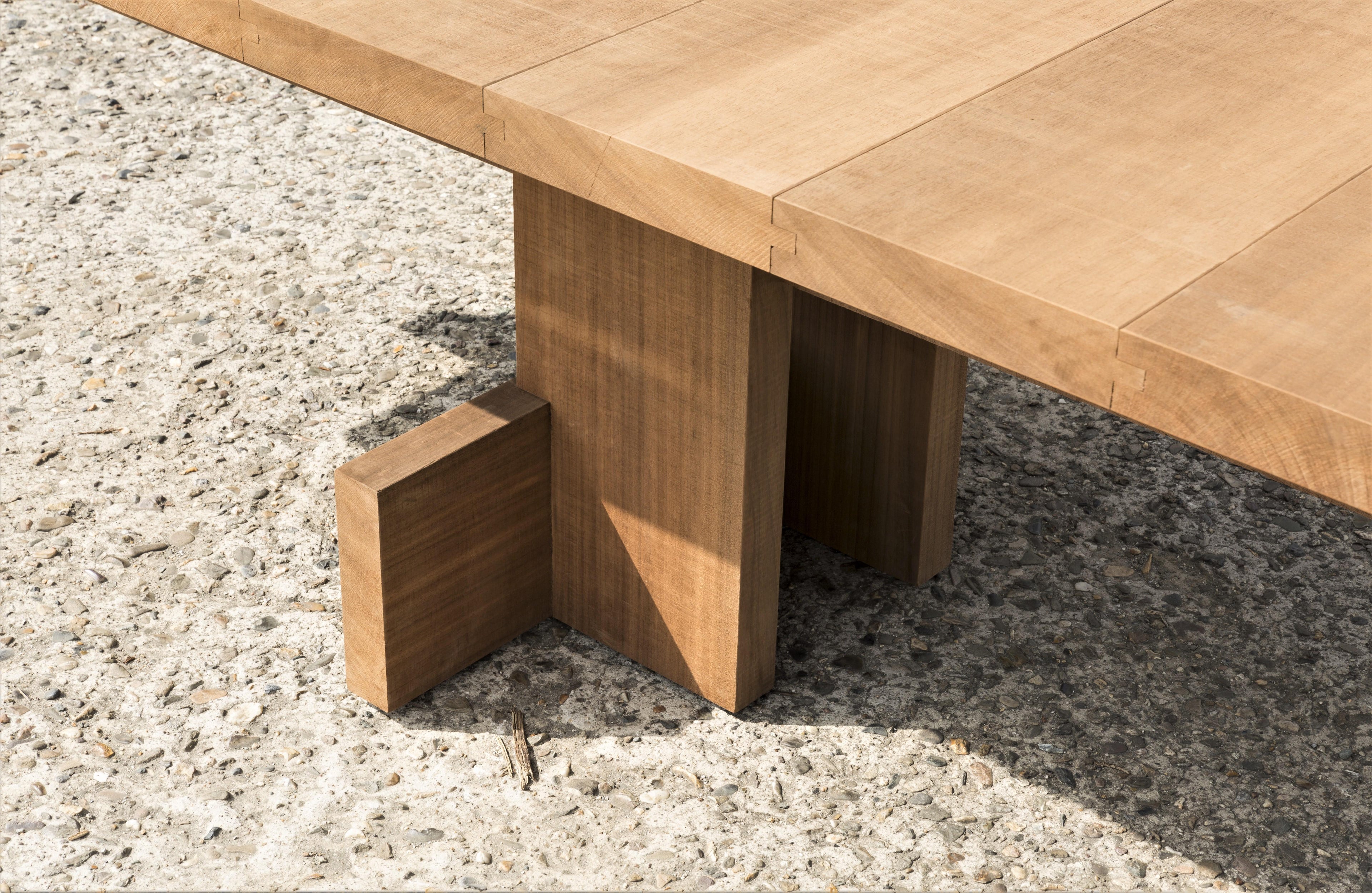 https://a.1stdibscdn.com/large-12-seat-outdoor-brutalist-dining-table-for-indoor-outdoor-by-hereenhuis-for-sale-picture-4/f_27693/f_473847621762317314715/detail_master.jpg